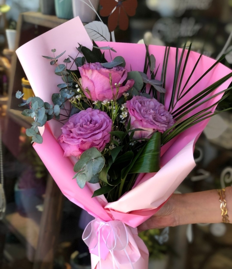 İthal Rosa Gr. Queens Crown Buketi